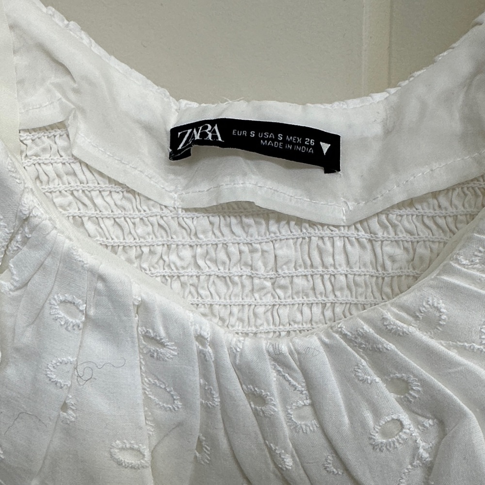 Zara White Ruffled Blouse - Picture 3 of 4